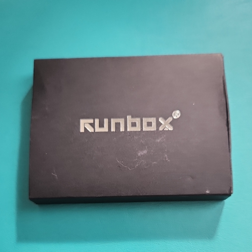 New - Runbox RFID minimalist wallet navy blue